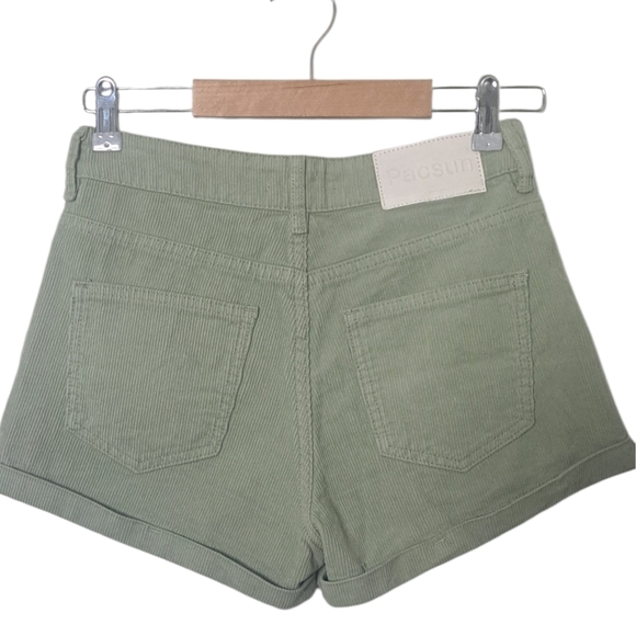 PacSun Green Corduroy Mom Shorts Women’s Size 25 - Picture 2 of 5
